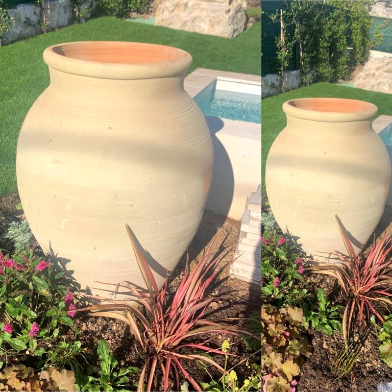 Poterie de 1,10 m réalisée à la main à Vallauris – Une pièce rare signée Sudecor pour sublimer votre jardin ou salon.
