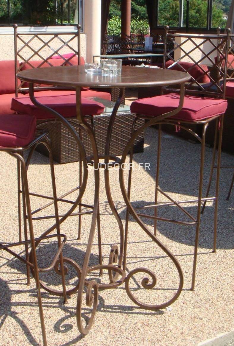 mobilier restaurant fer forgé Cannes