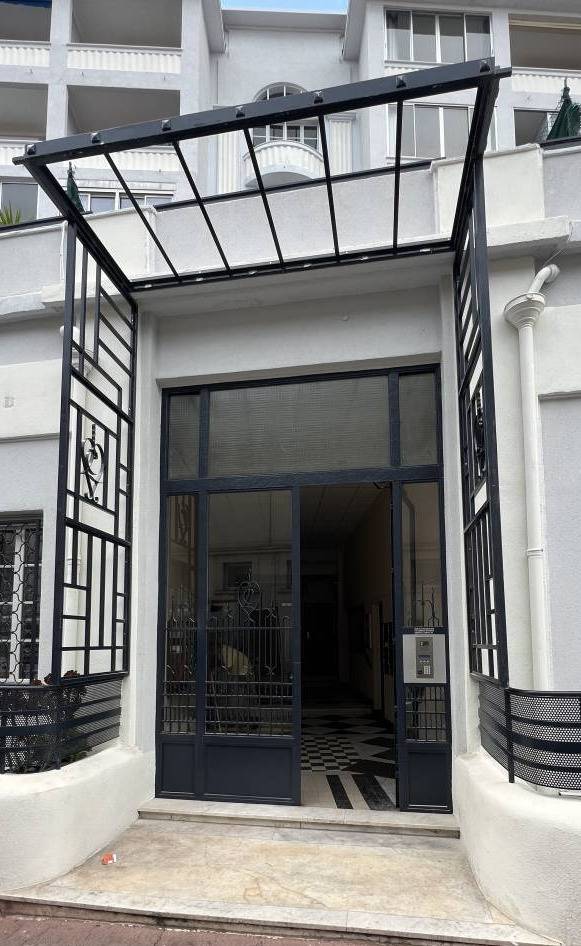 Élégante, raffinée, architecturale, art-déco