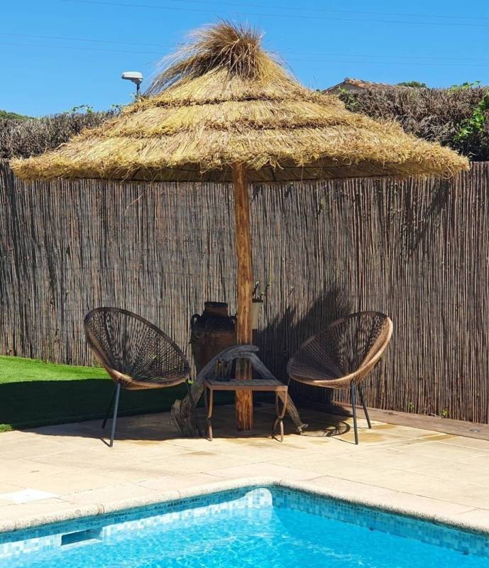 Paillote artisanale déco jardin terrasse plage extérieur Côte d'Azur, Vallauris, Antibes, Nice, Cannes, Alpes-Maritimes, Golfe-Juan, Juan-les-pins