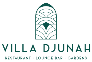 Logo de la Villa Djunah, restaurant festif et lieu événementiel emblématique d’Antibes dans une villa historique en bord de mer.