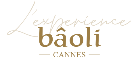 Logo du Baôli Cannes, restaurant-club iconique de la Croisette, mêlant gastronomie asiatique, fête et élégance tropicale.